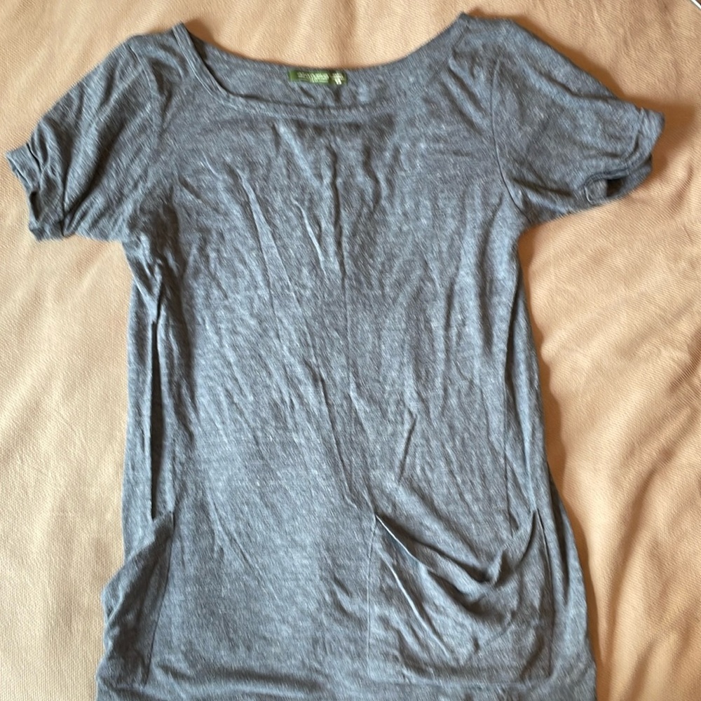 Long gray t shirt with pockets
